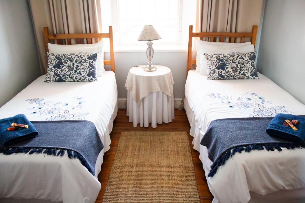 Bed and Breakfast De Oude Yotclub Оудсхорн Экстерьер фото