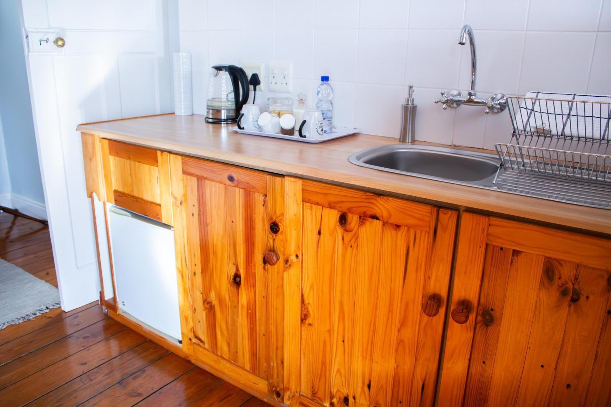 Bed and Breakfast De Oude Yotclub Оудсхорн Экстерьер фото